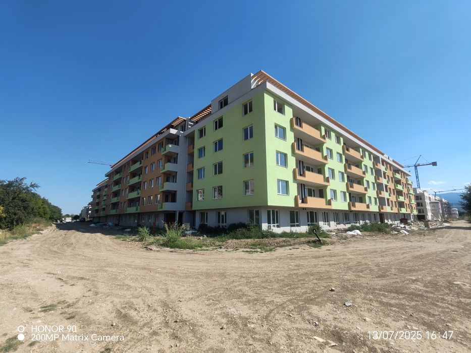 Продава се Тристаен апартамент в Пловдив, Остромила - 90 кв.м за 708 €/кв.м - Снимка #7