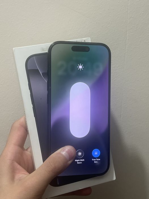 Iphone 16 pro без ремонтов.