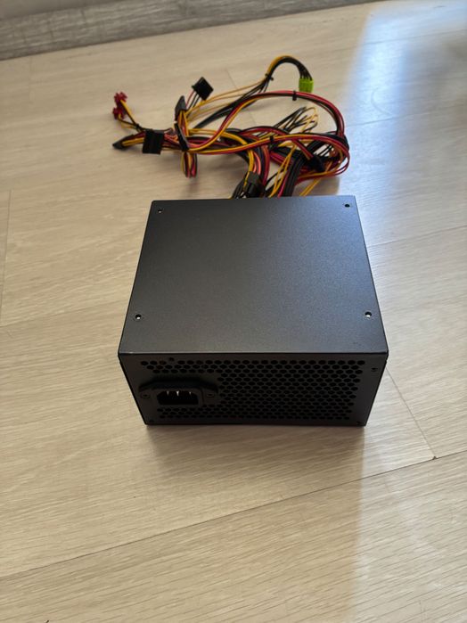 Захранване 500 w