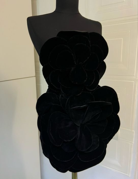 Rochie mini flori 3d maneci