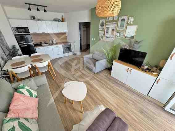 Продава се Двустаен апартамент в к.к. Елените - 60 кв.м за 1105 €/кв.м - Снимка #4