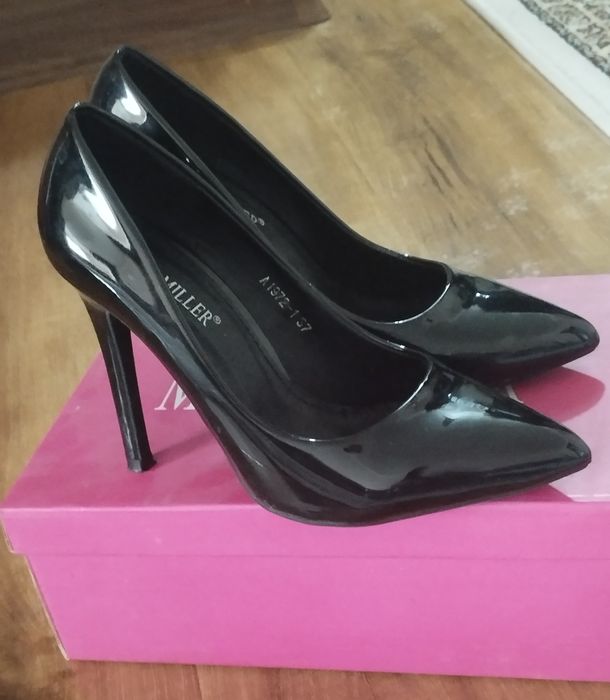 Лодочки Zara размер 35