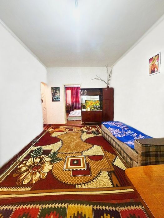 Чиланзар 19-й квартал Двухкомнатная  (50 кв/м)²