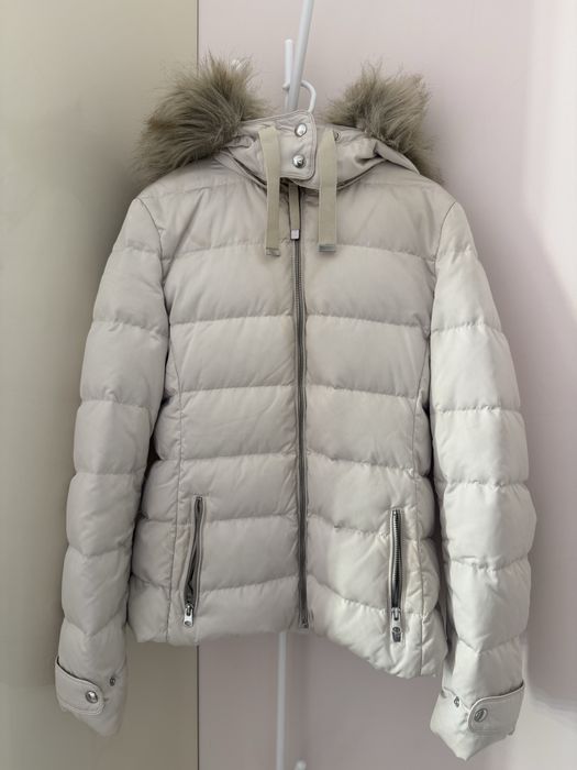 Зимно яке ZARA с естествен пух и махаща се качулка