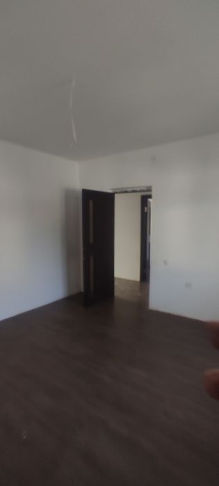 3 xona li 2 so'tik namunali uy joy Yangi Qo'yliq katta bozoriga yaqin