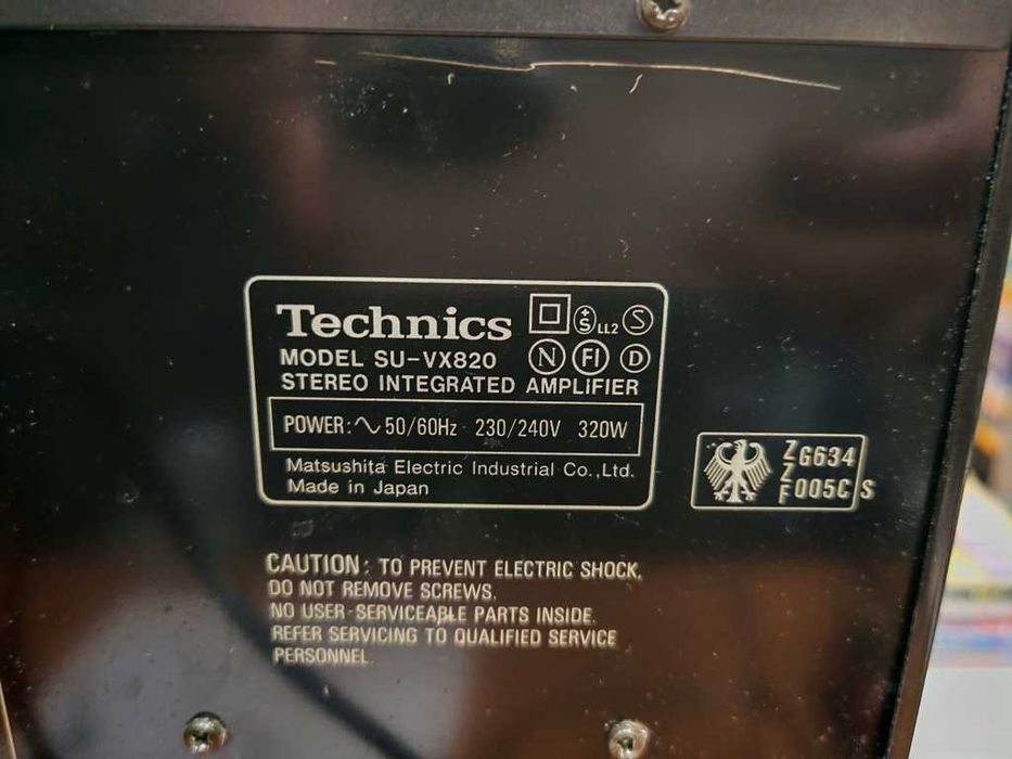 Technics SU-VX820