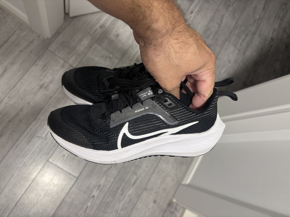 Vand adidasi Nike marimea 35,5 interior 22,5