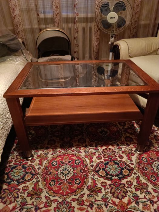 Журнальный столик