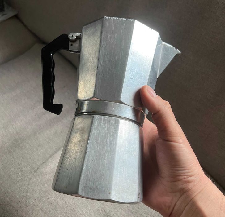 Cafetiera aluminiu 6 cesti 300ml pentru plita prin infuzie