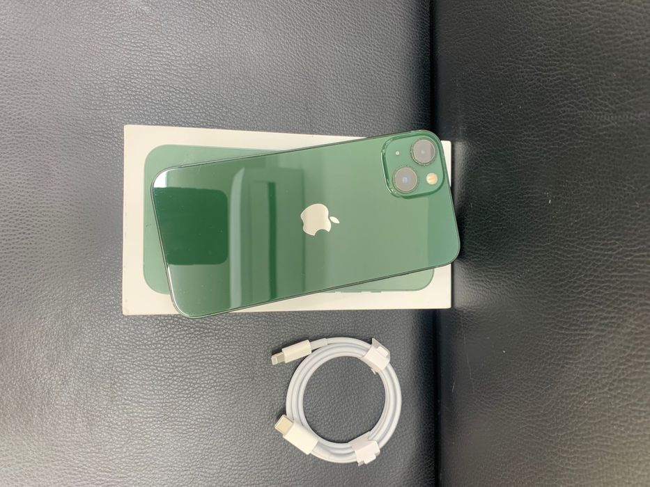 Айфон 13 в идеальном состоянии
