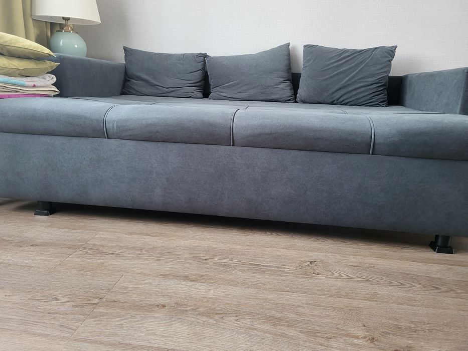 Продам диван! В отличном состоянии!