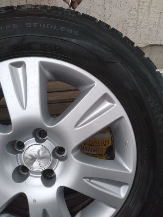 Шины с дисками на субару