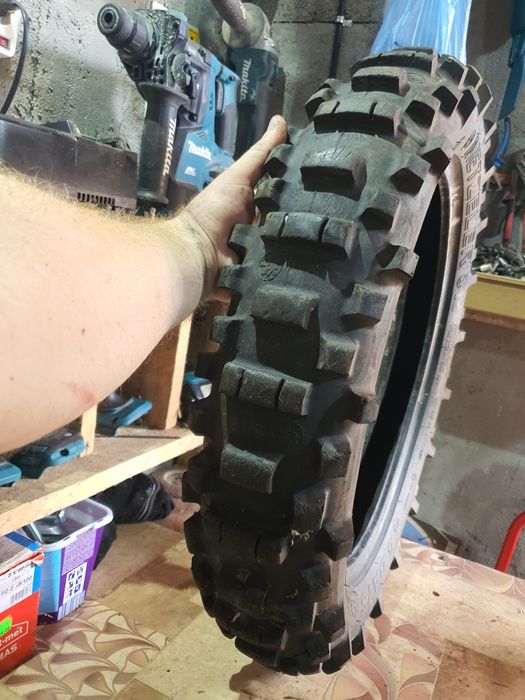 Sixdays extreme 140 80 18 metzeler