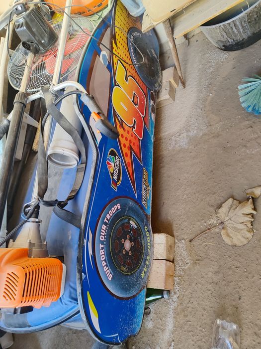 2 одинаковые детские кровати