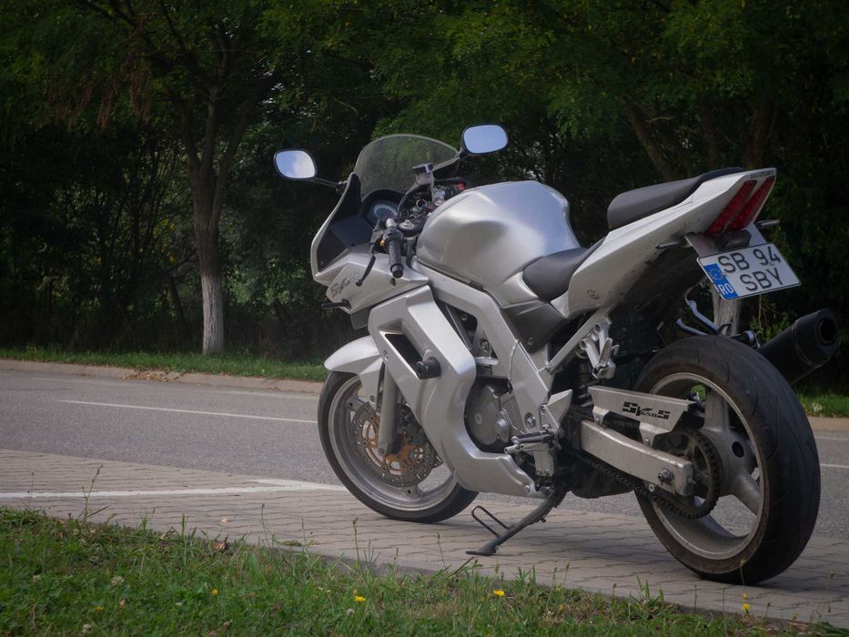 Suzuki SV650S, limitat A2