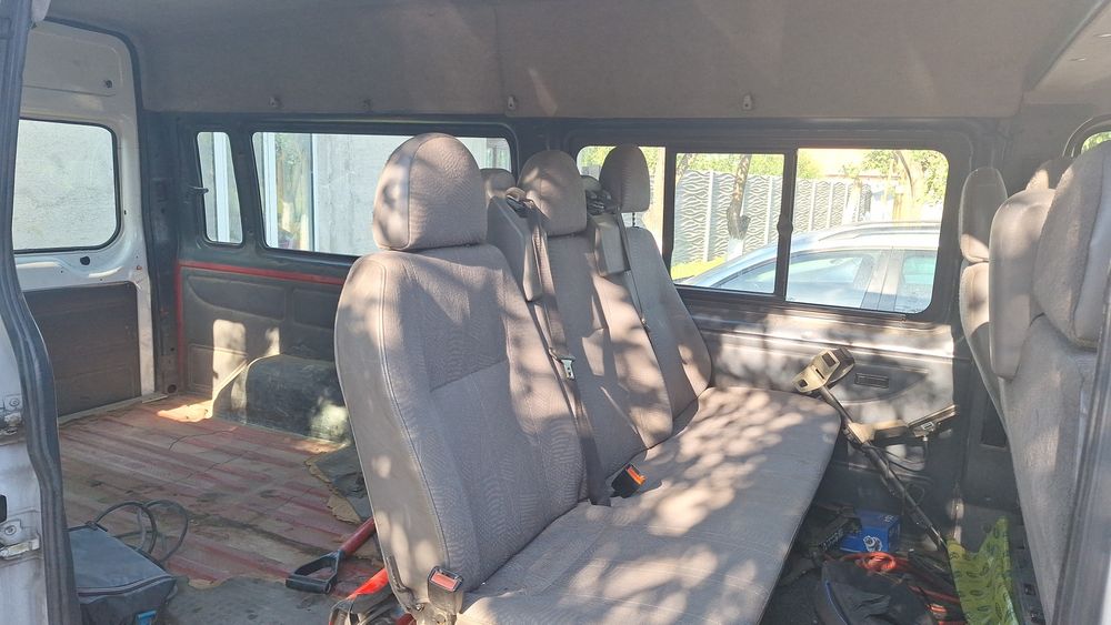Ford transit 8+1 motor 2.4