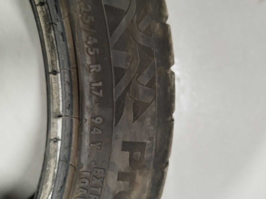 Продавам гуми Continental premiumContact 7 225/45R17