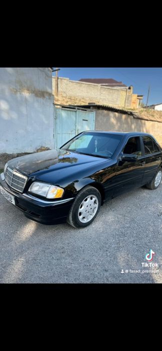 Продется Мерседес 180с