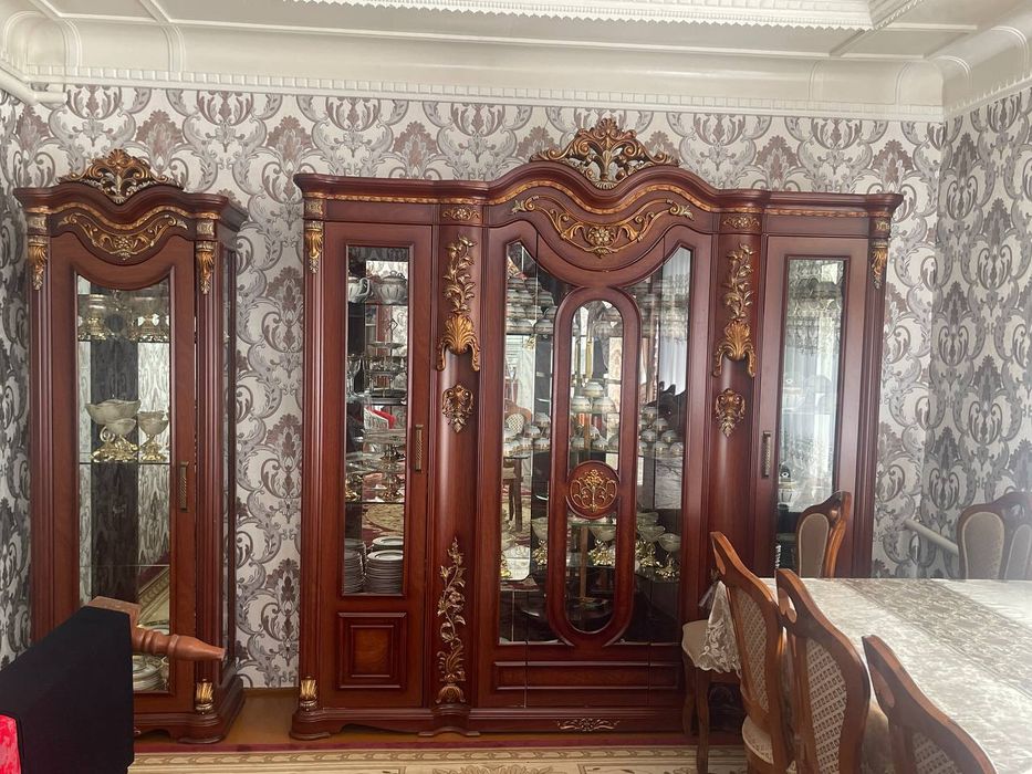 Mebel stenka yongʼoqdan