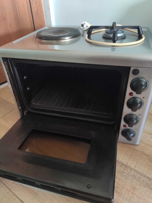 Комбинирана готварска печка Елдом, ток и газ