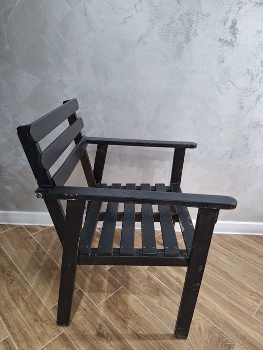 Маса с два стола