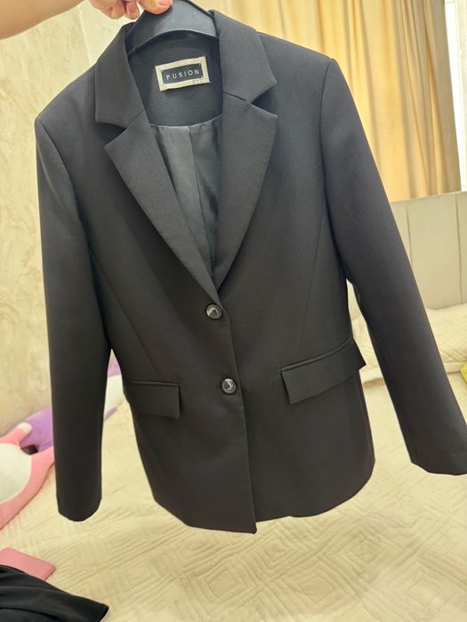 Платье черное продам