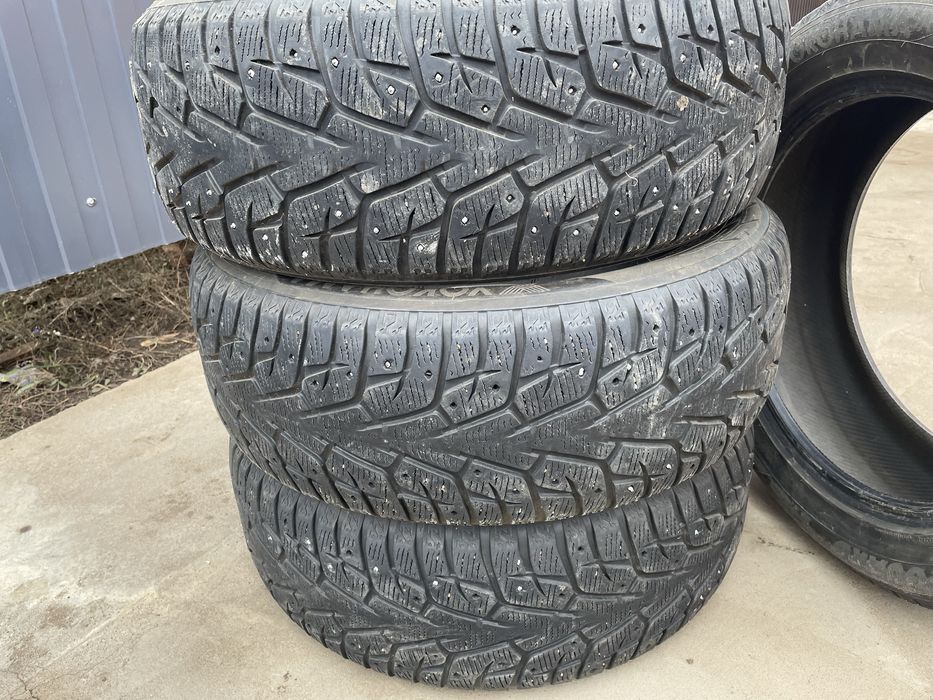 Продам шины YOKOHAMA