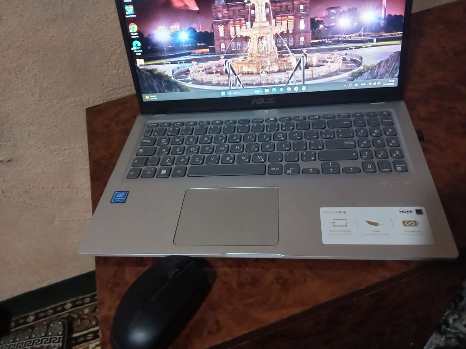 Noutbuk lptop yaxshi