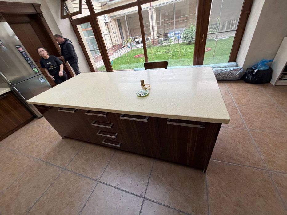 Мебель кухонная