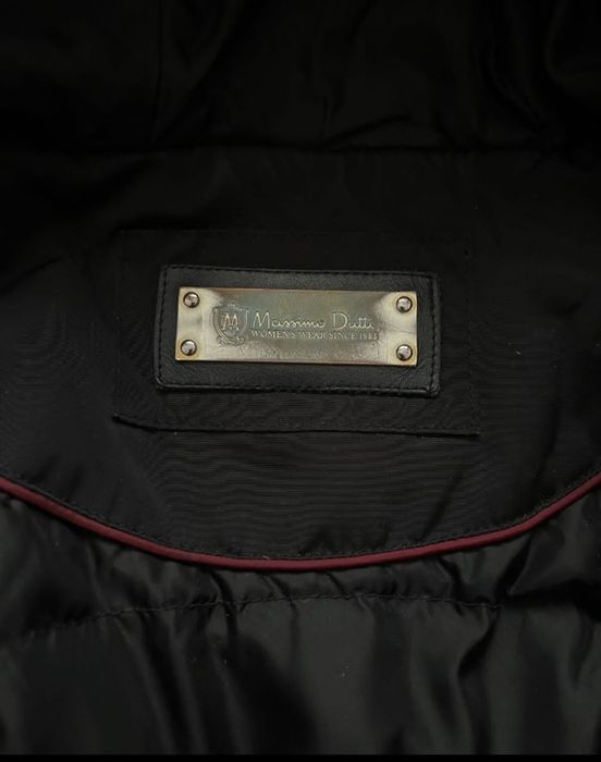 Черная, зимняя куртка Massimo Dutti