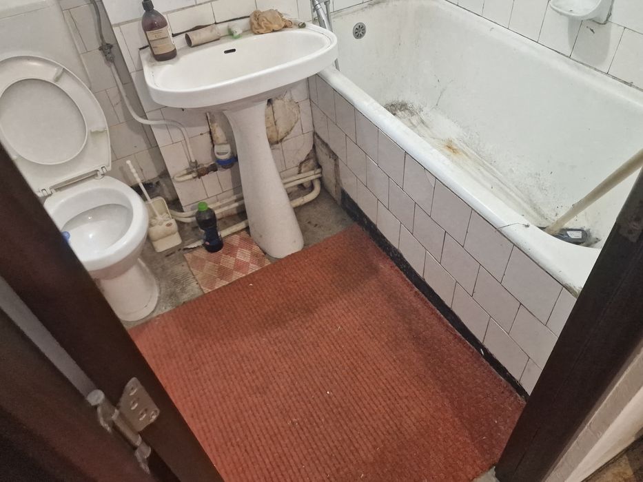 Ap 3 cam,80mp,balcon ,luminos,centrala termopane termoizolat