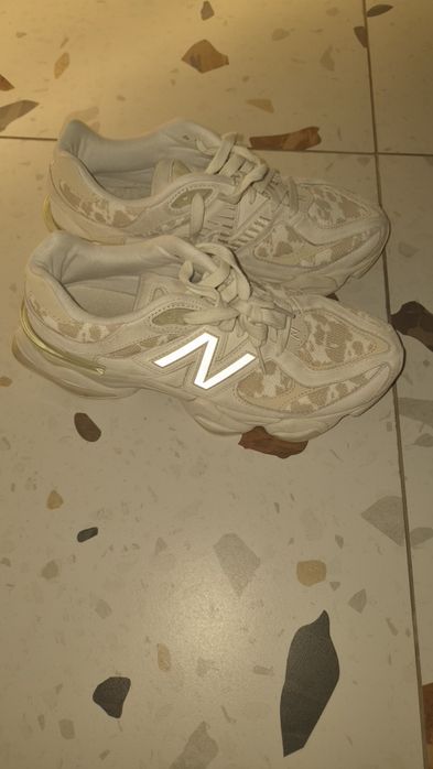 New balance 9060