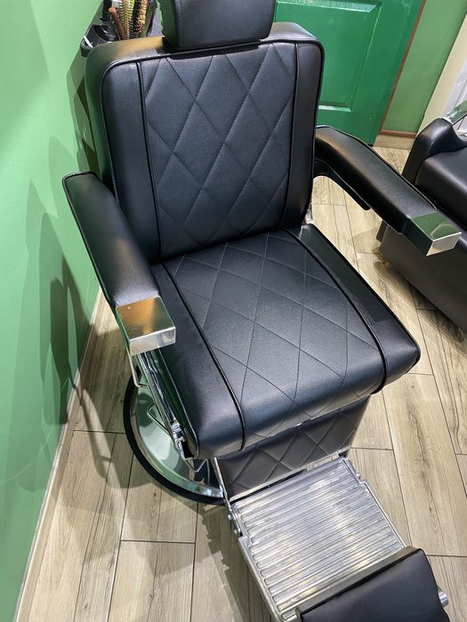 Scaun frizer profesional- stare foarte buna