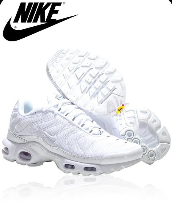 Оригинал!Новые кроссовки "Nike Air Max Plus"!