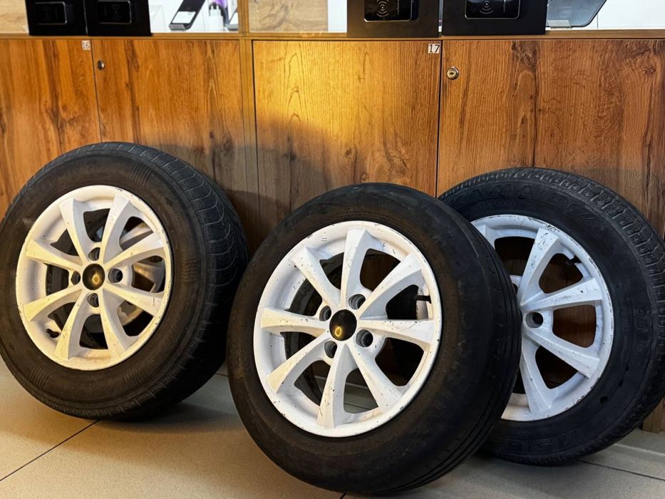 Комплект шин 13