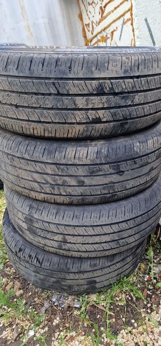 Продам комплект шин 245-65 r17