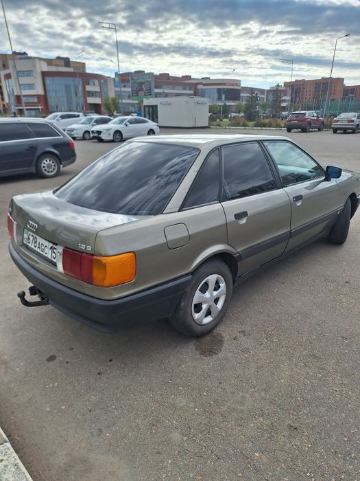Продам Ауди 80 б3
