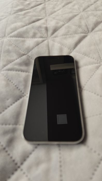 Iphone 15 Pro White Titanium, 128 GB , Като нов, 12 гръбчета, 86%