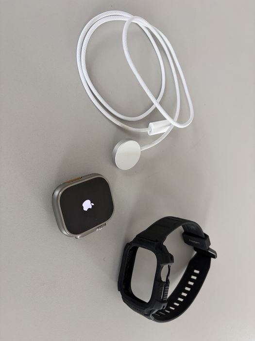 Apple Watch Ultra 1 Titanium, conform anunt