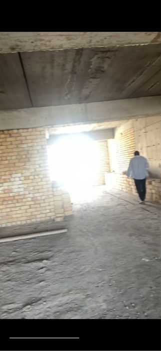 Kvartira sotiladi
