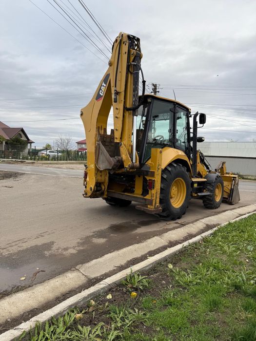 Buldoexcavator Caterpillar!!