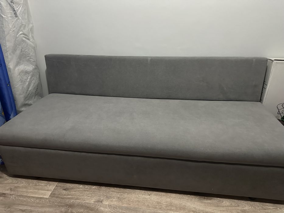 Продам практичный диван