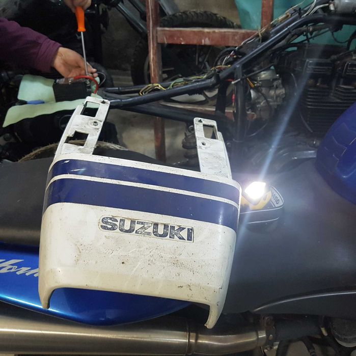 Carena  spate moto Suzuki