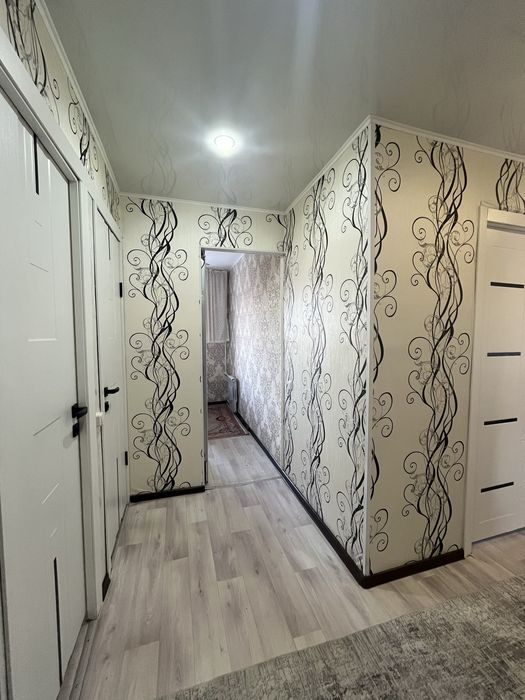 Продается 4-комнатный квартира