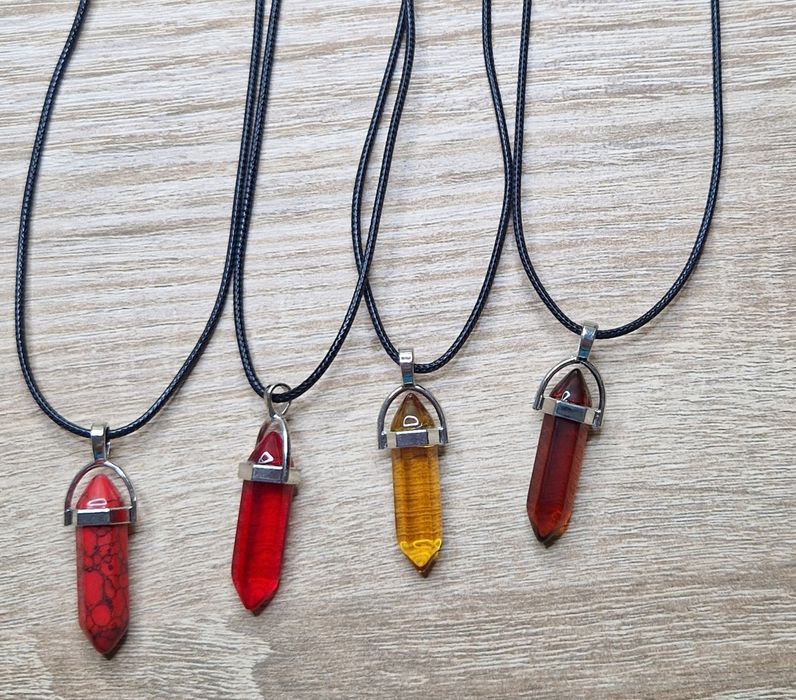 Колие ръчно изработени