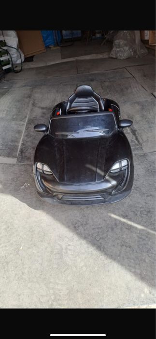 Продаю детскую  машину