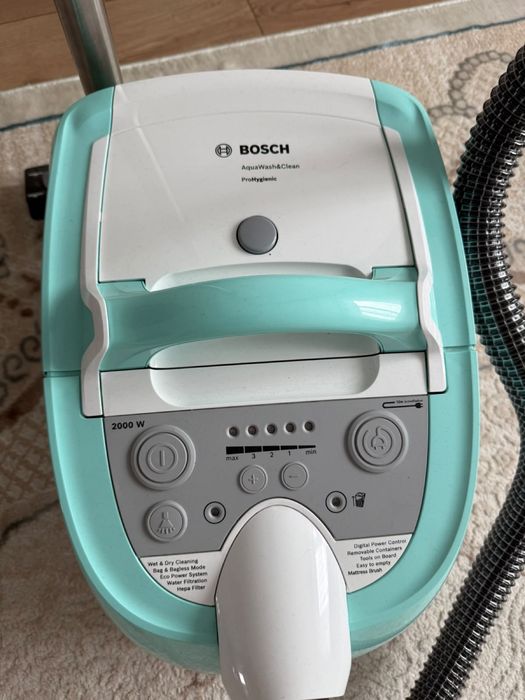 Продам пылесос Bosch