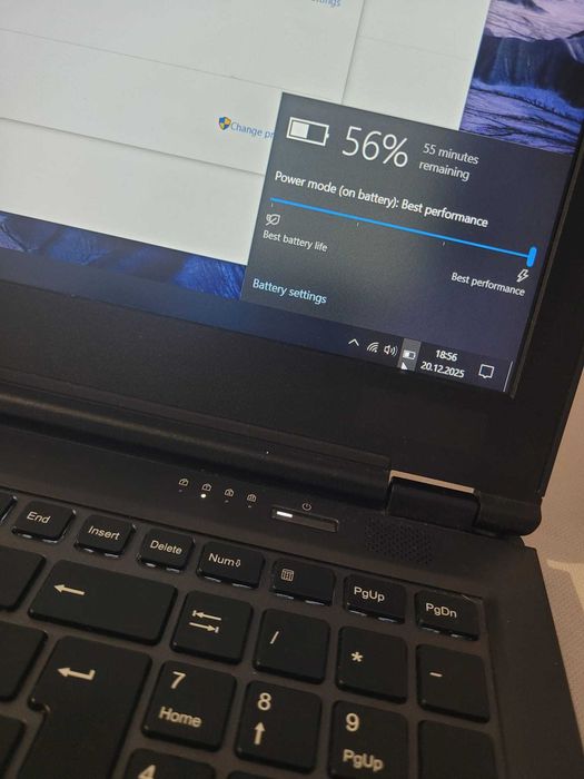 laptop Fujitsu u757 intel i5 gen 7 ssd