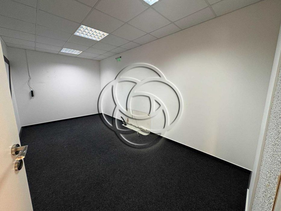 Дава се под наем Офис в София, Младост 3 - 305 кв.м за 1296.42 € - Снимка #6