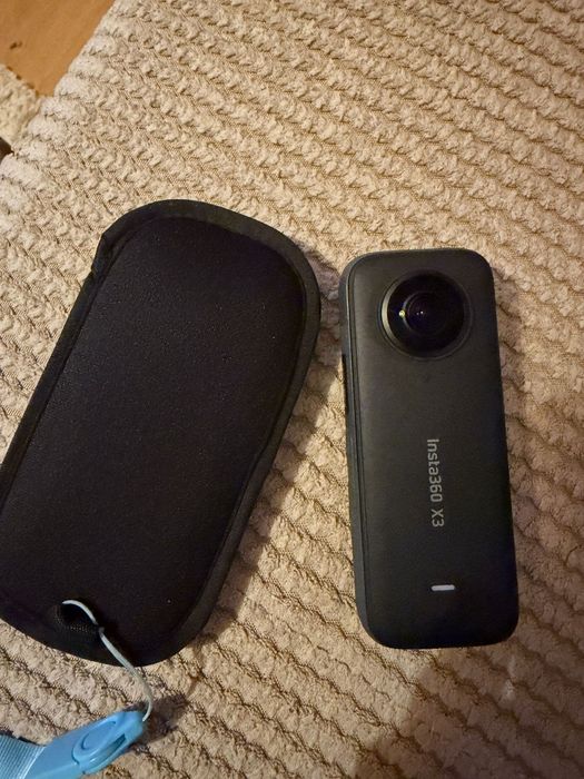 Vând insta 360 x3